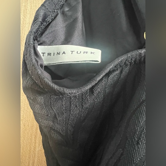 TRINA TURK BLACK & NEON PLUNGE ONE PIECE SWIMSUIT (Size 6) - Picture 7 of 10